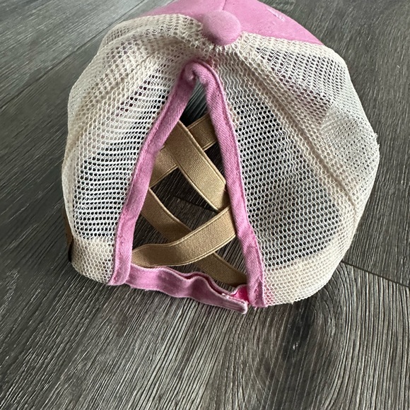 C.C cross cross hats - Picture 7 of 8